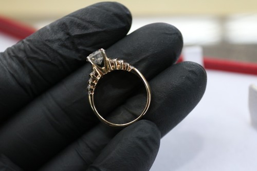 14k gold diamond ring - Picture 8 of 10