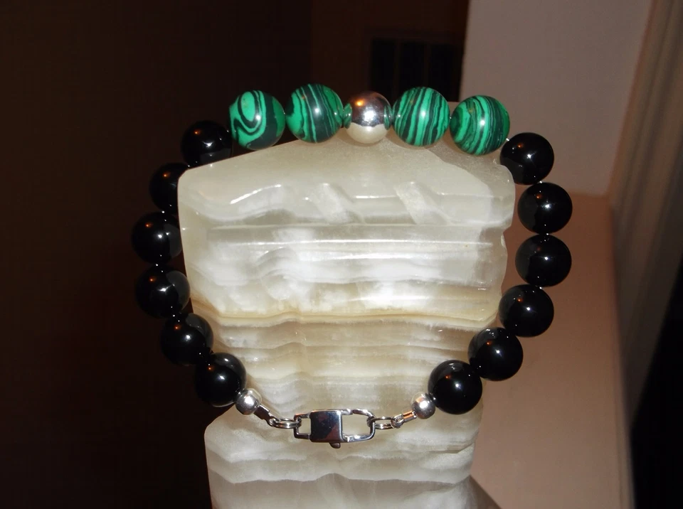 PULSERA HOMBRE HECHA A MANO 8 1/2" 10 MM ÁGATA NEGRA / 12 MM MALAQUITA SS CUENTAS Foto 3 de 4