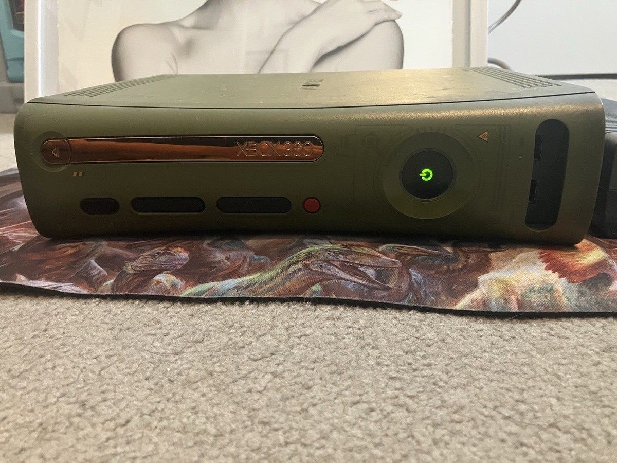 Microsoft Xbox 360 Console Halo Special Edition No Controller