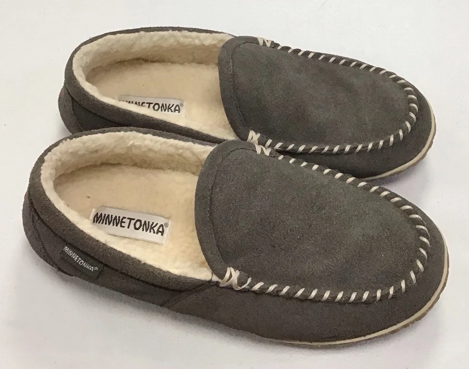 Chinelos Mocassim Masculino Minnetonka Lã Forrado Sola Dura Tamanho 12 Camurça Cinza 🩶 - Imagem 3 de 4