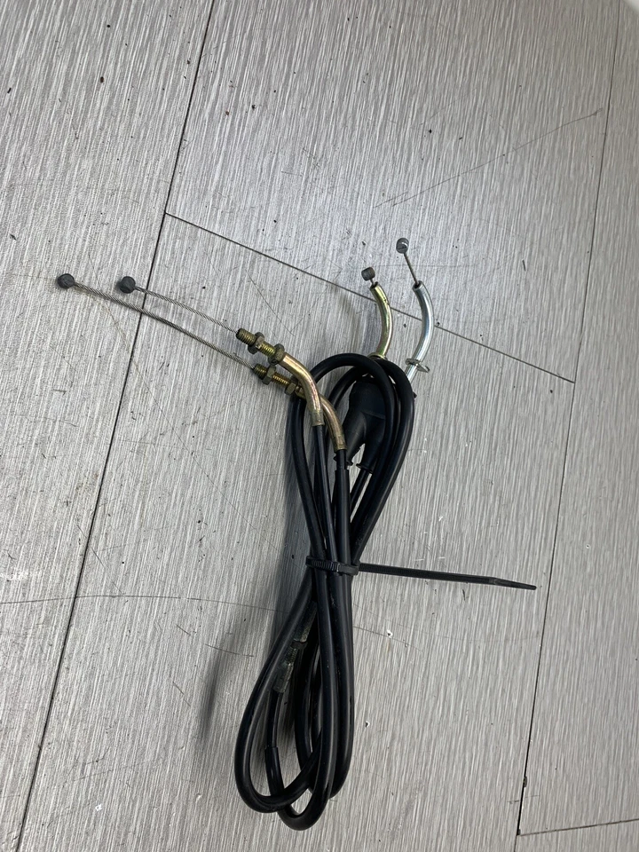 Комплект тросов дроссельной заслонки 1993-2020 Suzuki DR650 DR650SE. Деталь 58300-32E00. - Изображение 2 из 3