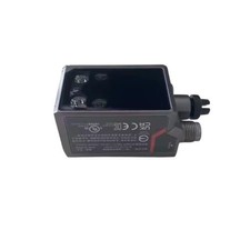 Keyence SR-X100 Auto Focus 1D And 2D Code Rea...