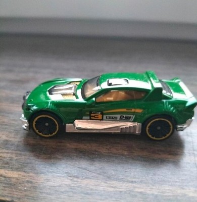 Hot Wheels Rally Cat auto DTX15