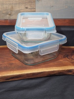 2 Pyrex Snapware Glass Storage+Lids Seals Tightly 2 Cup Square + 4 Cup Retangle