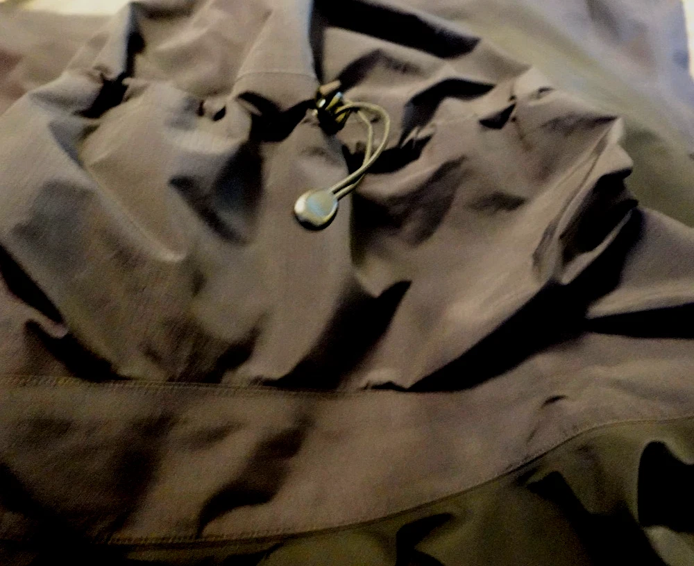 Arc'teryx Men’s beta Black Hooded Nylon Rain Coat Jacket Full zip Windbreaker~M image 15
