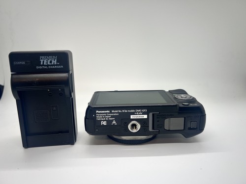 Panasonic LUMIX DMC-GF3 12.1MP Digital Camera - Black (Body Only)w Charger - Picture 6 of 6