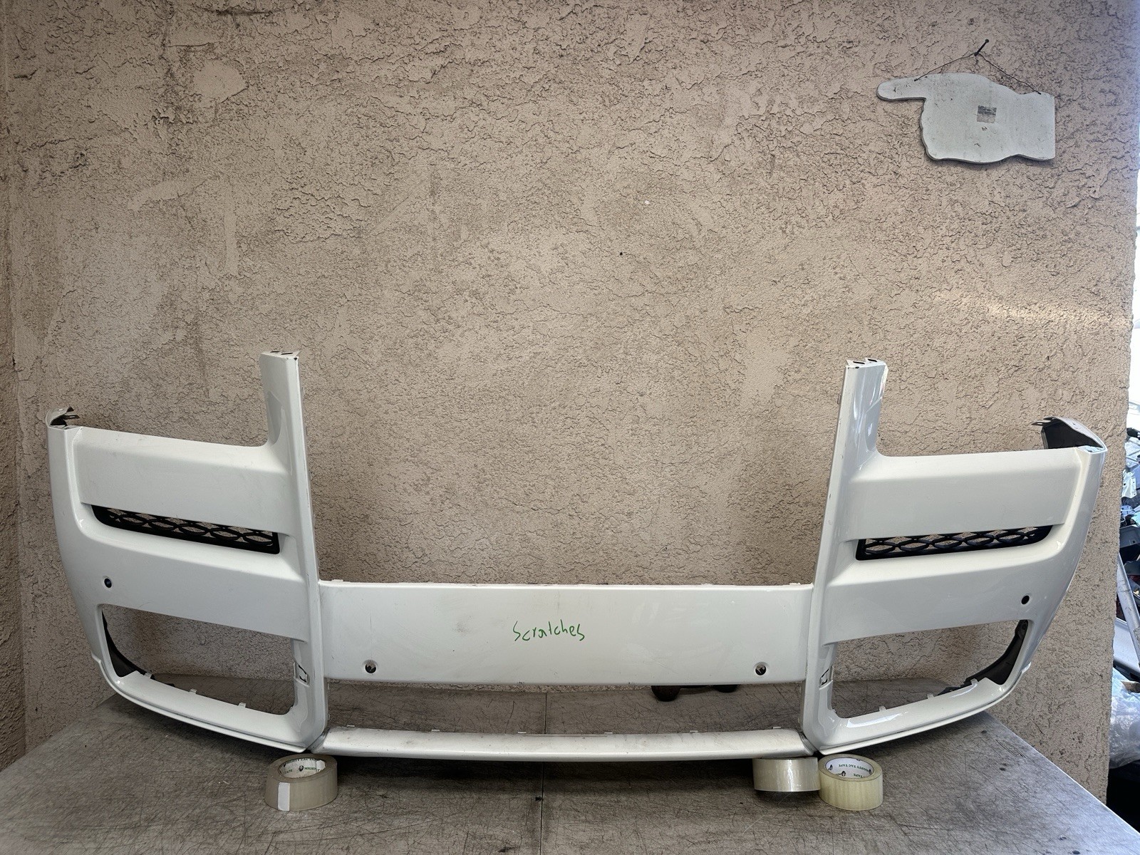 2019 2020 2021 2022 2023 2024 ROLLS-ROYCE CULLINAN RR31 FRONT BUMPER COVER OEM