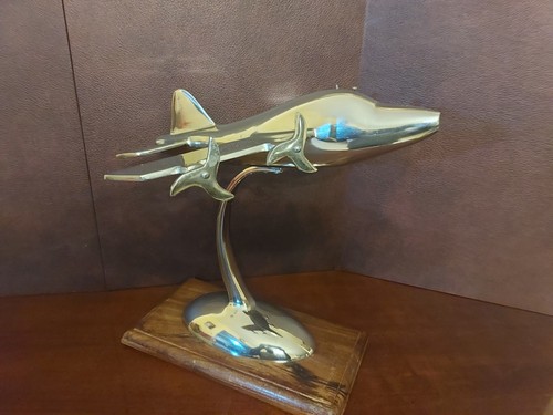 Vintage Chrome Model of a Jet Plane on a Polished Wooden Base - Afbeelding 8 van 24