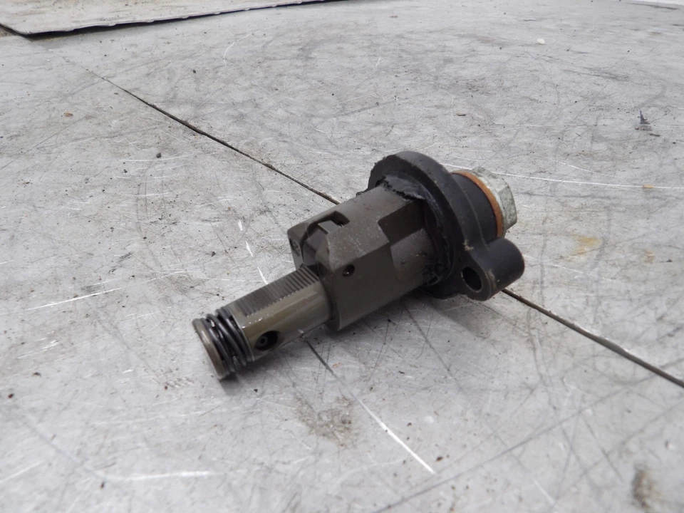 09-16 Triumph Bonneville T100 cam chain tensioner adjuster T1140160 - Image 4 of 4