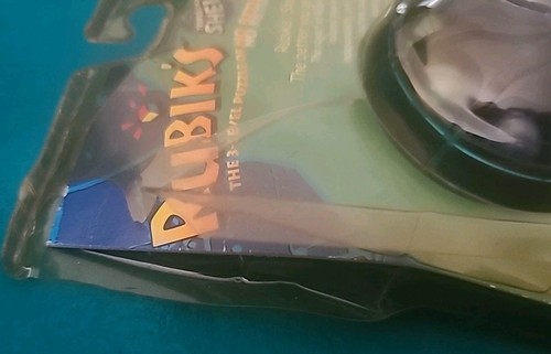 NIP 2000 Hasbro - RUBIKS TRIPLE CHALLENGE SHELLS Hand Held Game - Hard to Find - Picture 11 of 11