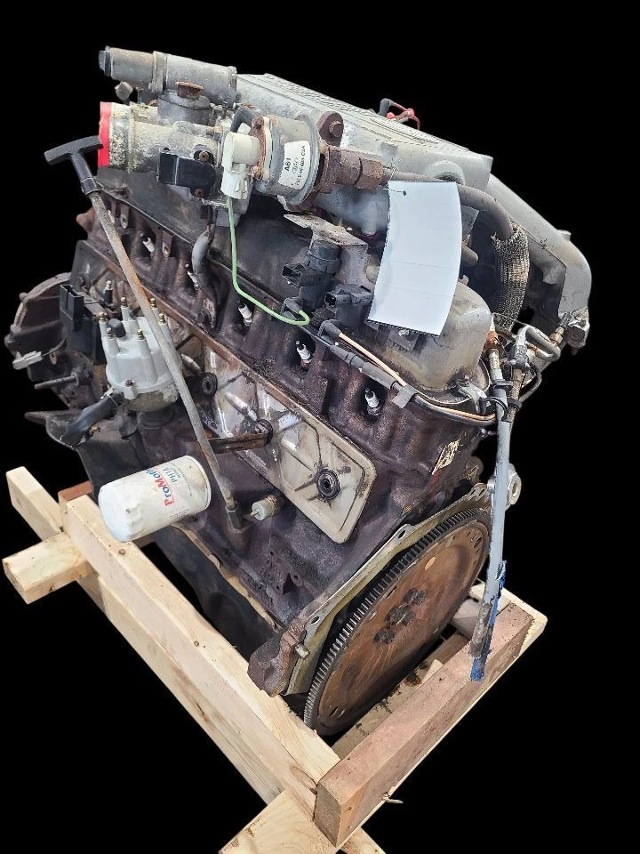 Engine 4.9L VIN Y 8th Digit Gasoline Fits 88-96 FORD E350 VAN 651968 — 第 3/4 张图片
