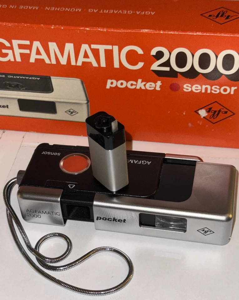 Agfa Agfamatic 2000 Pocket Sensor Camera  ORIGINAL BOX near MINT! - Image 2 of 4