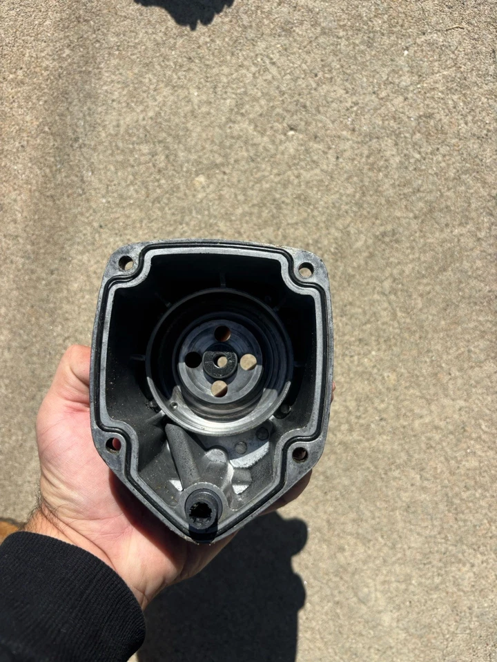 Senco Coil Framing Nailer SCN65 Cylinder Cap - Image 2 of 4