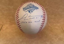 LIVAN HERNANDEZ 1997 WS MVP SIGNED 1997 W.S. BASEBALL BECKETT AUTH 