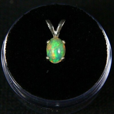 925 Sterling Silver Natural Ethiopian Fire Opal With Oval Pendant jewelry