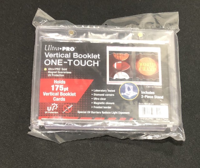 ULTRA PRO 175pt Vertical Booklet Card Holder w