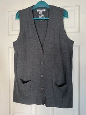 Women Sleeveless Button Front Cardigan Vest SZ: M NWOT