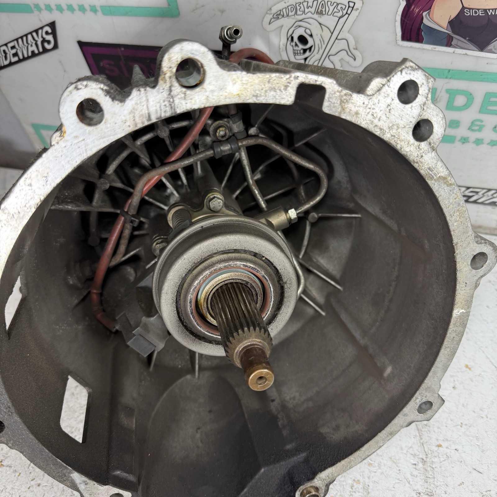 04-08 Maserati Quattroporte DuoSelect Engine Bellhousing M139 F136