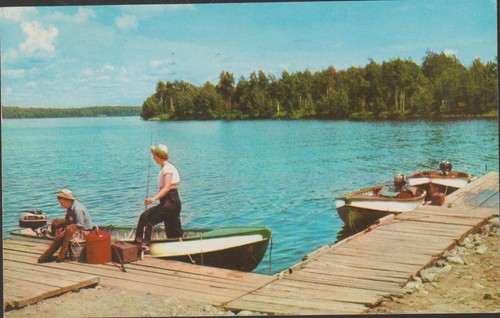 Hayward Wisconsin WI. Angelboote. Chrom Postkarte