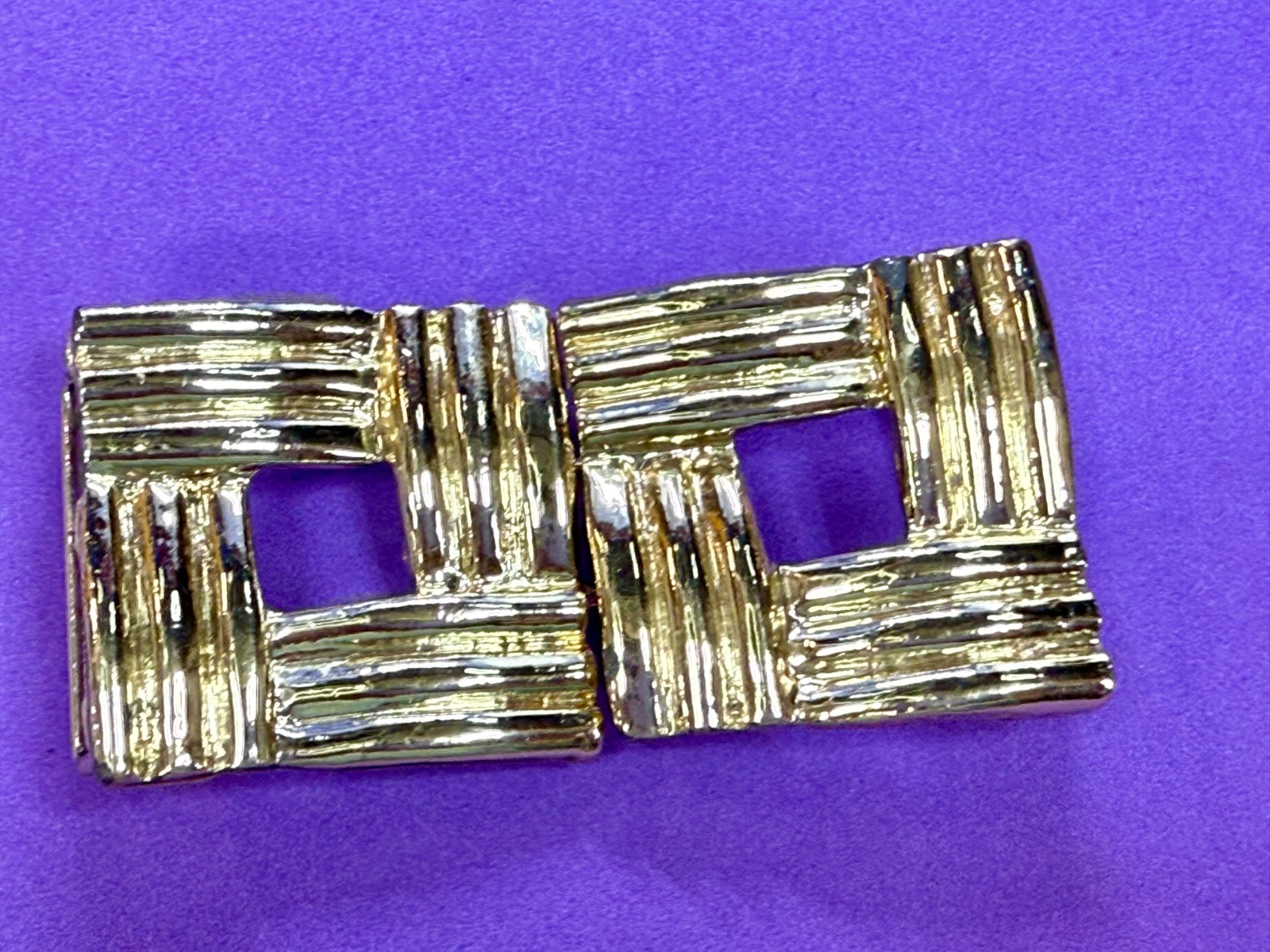 Openwork Bamboo Style Interlocking Two Piece Vint… - image 15