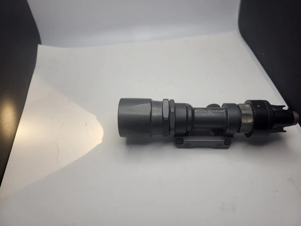 Фонарик установленный Surefire M951 - Изображение 4 из 4