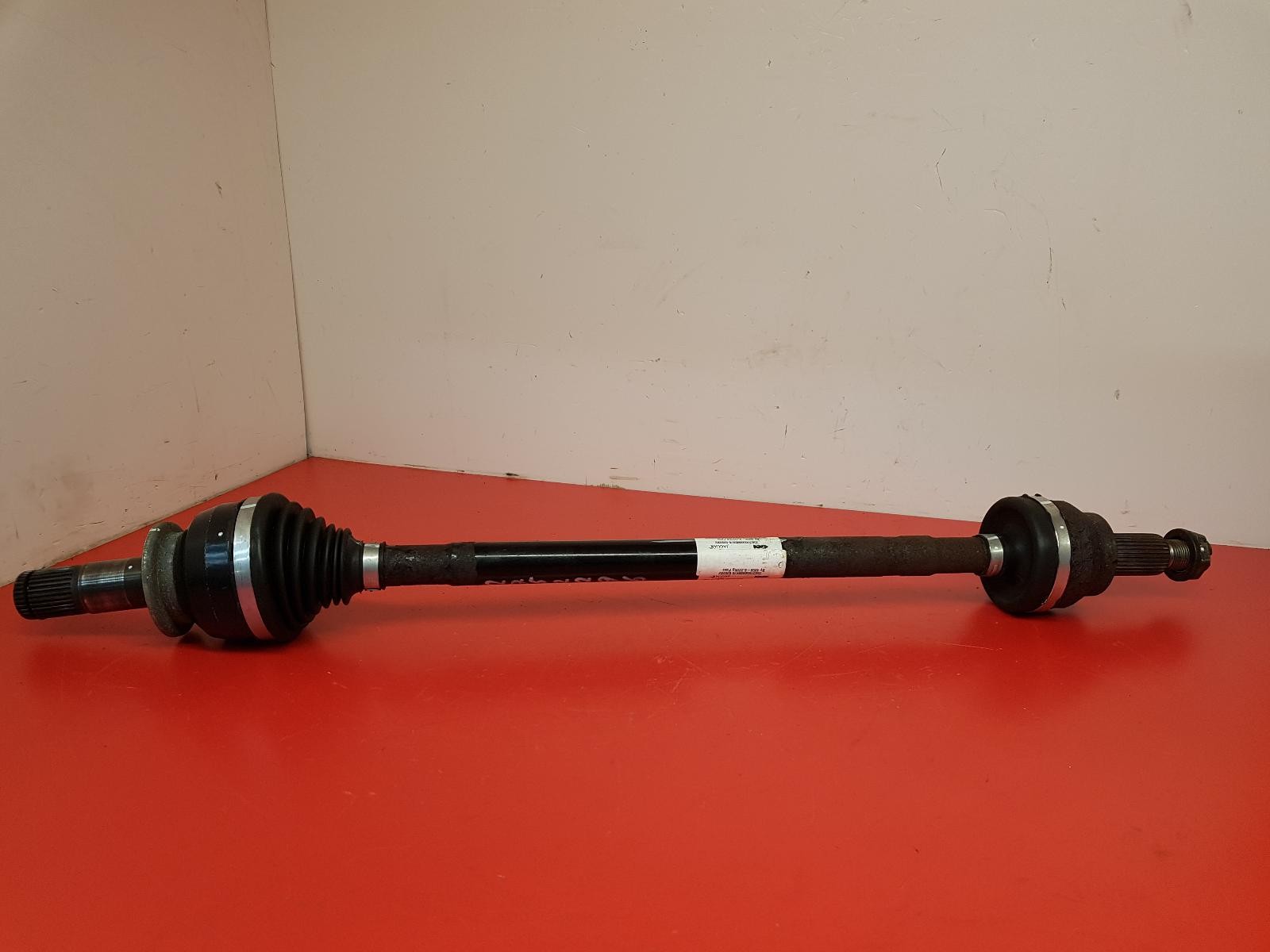 2016 Jaguar Xe 2.0L Diesel Drivers Side Offside Driveshaft