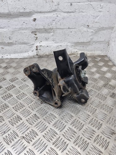 Kia Sorento Crdi Kx-2 2015-2023 Engine Mount (passenger Side) - Picture 8 of 12