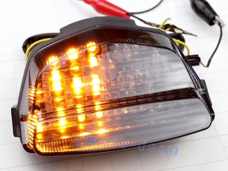 Lámparas traseras LED luz trasera interna Señales de giro para 2008-2016 2012 CBR CBR1000RR Foto 3 de 4