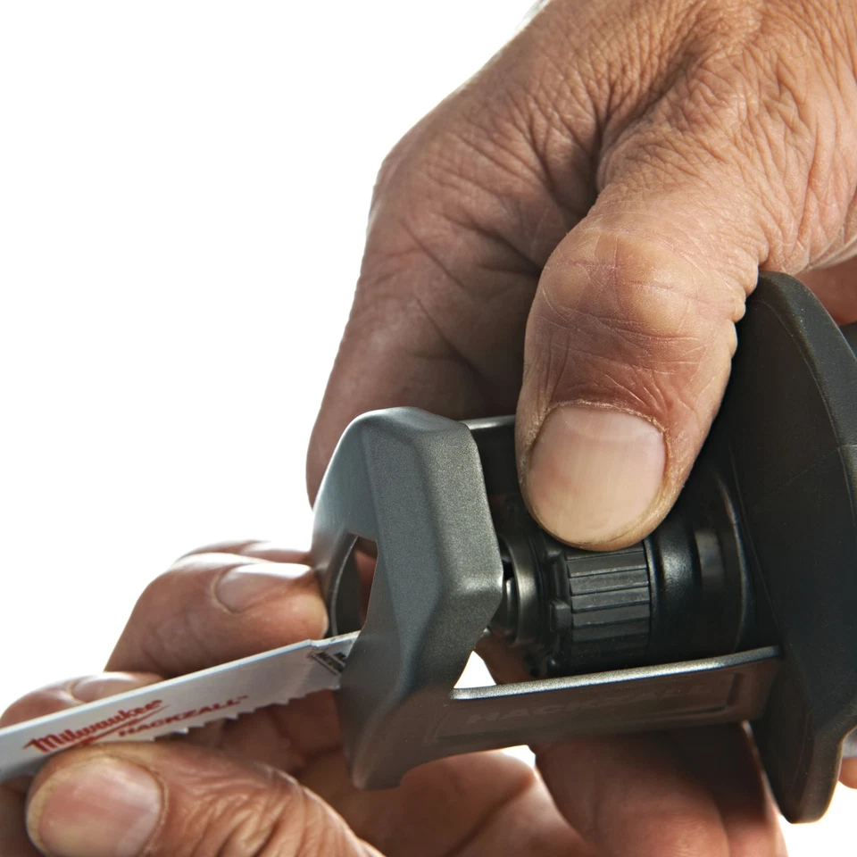 Milwaukee C12HZ-0 Cordless 12V Compact Hackzall Mini Recip Saw with Soft Bag - Image 3 of 4