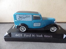 1/43  SOLIDO   ref  4131    FORD V8 NEW YORK TIMES  NEUF DANS SA BOITE
