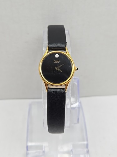 Rare Womens Vintage Pulsar Gold Tone Watch Y150-0A70 Leather Band NEW BATTERY