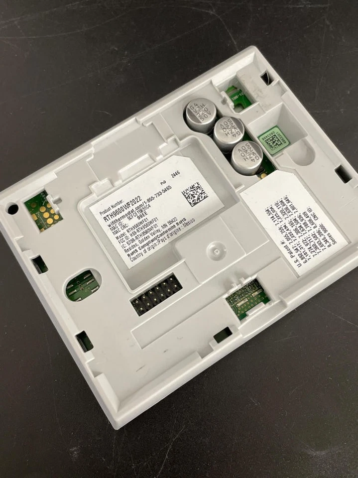 Honeywell Home RTH9600WF Smart Color Thermostat - Image 3 of 4