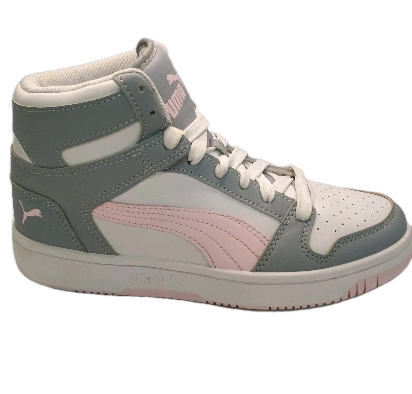 Size 4.5 White / Gray With Pink Swipe