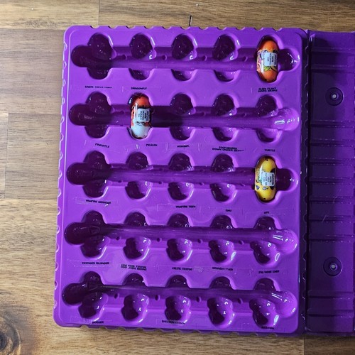 Mighty Beanz Collection With Cases - Picture 14 of 19