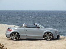 Cars audi tt rs plus Desk Mat Stitched