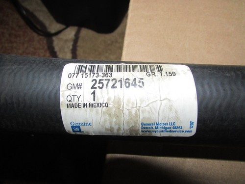 Radiator Coolant Hose-Molded Upper GM # 25721645 * NEW / OE * - Picture 2 of 4