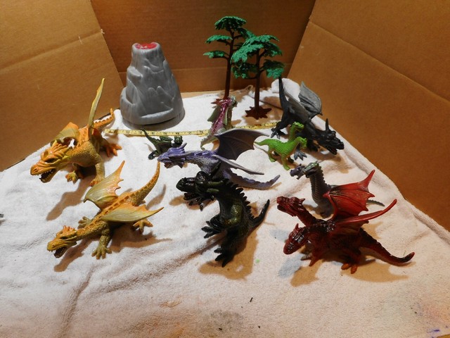 animal planet tub of dinosaurs