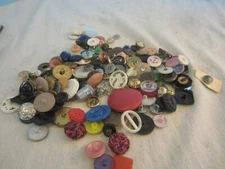 vintage sewing general vintage lot of  buttons red/yellow/white/brown loose 