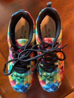 Unisex Rainbow Sneakers  Low Top M/5 F/7 EU 38- worn twice-excellent condition