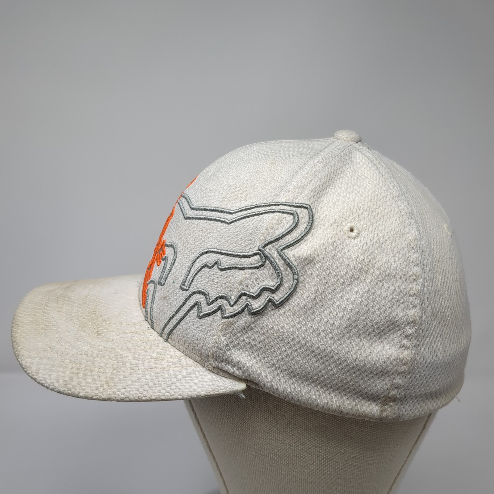 Fox Fitted Baseball Hat White Medium Embroidered … - image 3