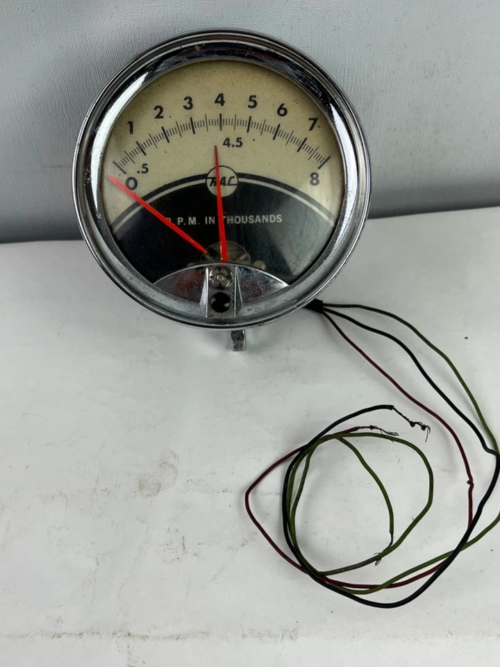 Vintage RAC Black and White Face 8000 RPM Tachometer UNTESTED - Image 2 of 4