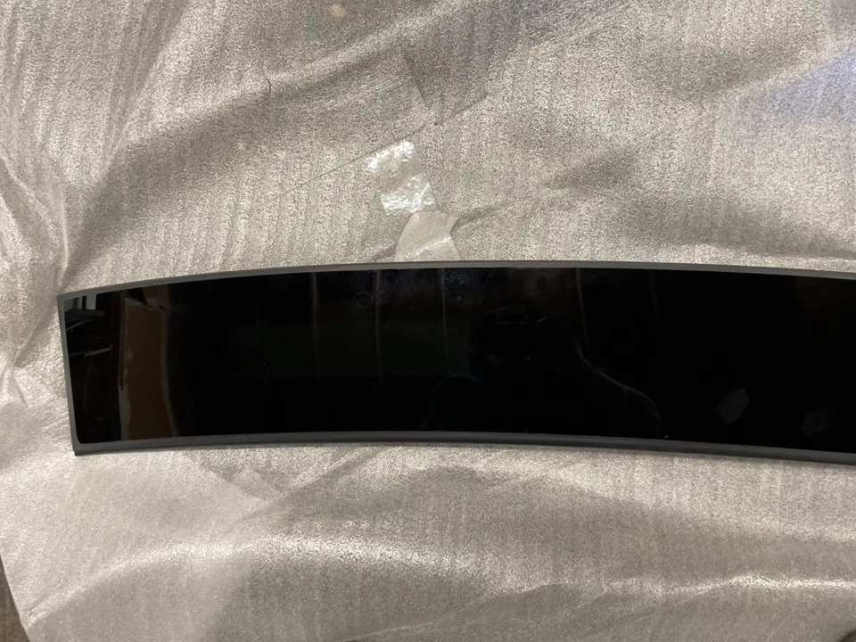 OEM 2014-2016 HYUNDAI GENESIS FRONT PANORAMIC SUNROOF GLASS PANEL 81620B1000 - Image 3 of 4