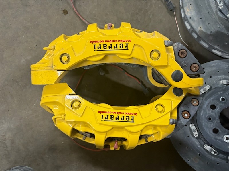 FERRARI 488 Brake Caliper Brembo Carbon Ceramic set of 4  2016-2021  rotors 6k M