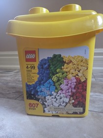 Brand new LEGO Bricks and More: LEGO Creative Bucket (10662)