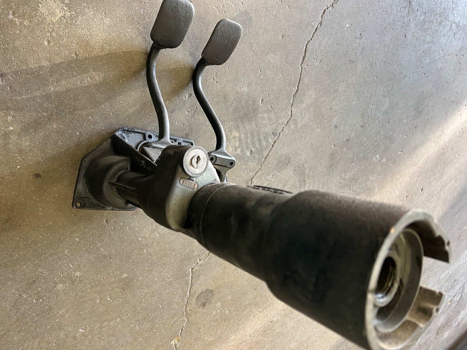 Maserati Ghibli and Mexico Steering and pedal assembly