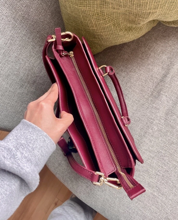 TORY BURCH EMERSON TOP ZIP LEATHER BAG WITH TORY BURCH NECKERCHIEF