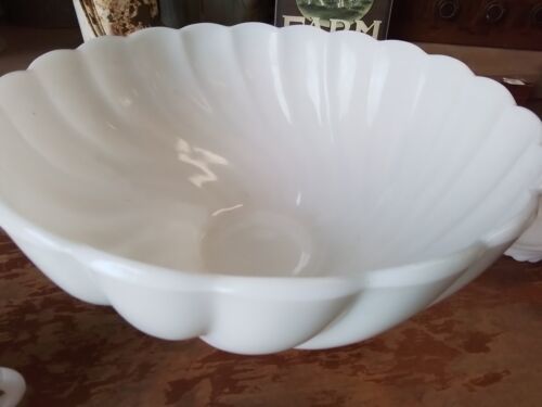 Vintage Opalescence Milk Glass Punch Bowl set collectable 8 cups party - Picture 3 of 12