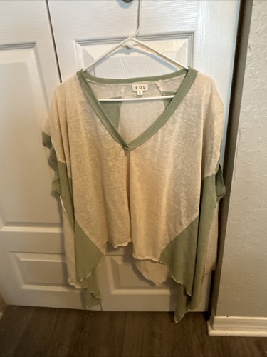 POL Oversize V-Neck Top