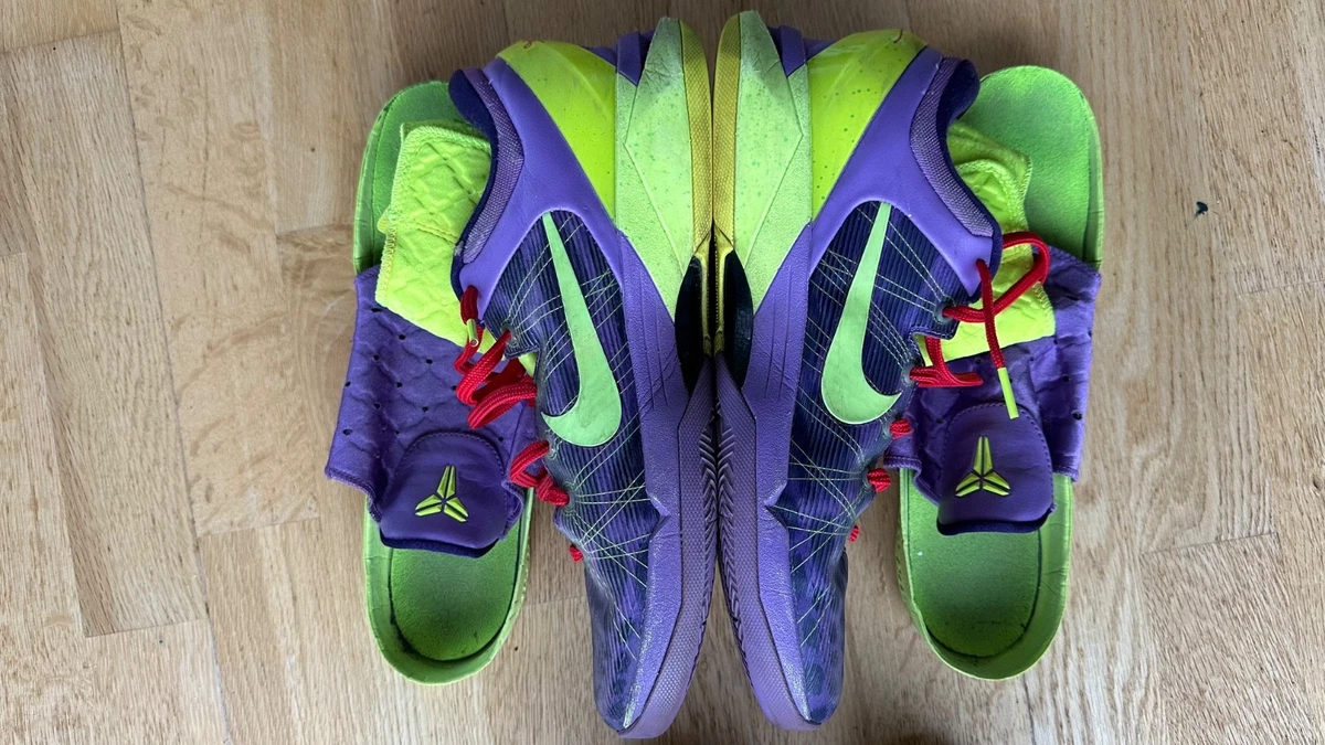 Nike Zoom Kobe 7 Supreme Christmas for Sale | Authenticity