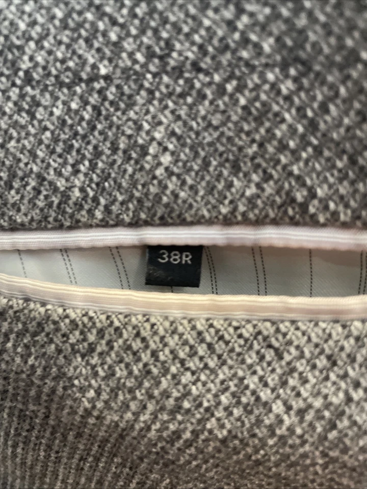 Banana Republic Blazer | 38R - Image 3 of 4